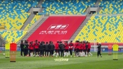 成都蓉城vs天津津门虎赛前踩场，德尔加多在列